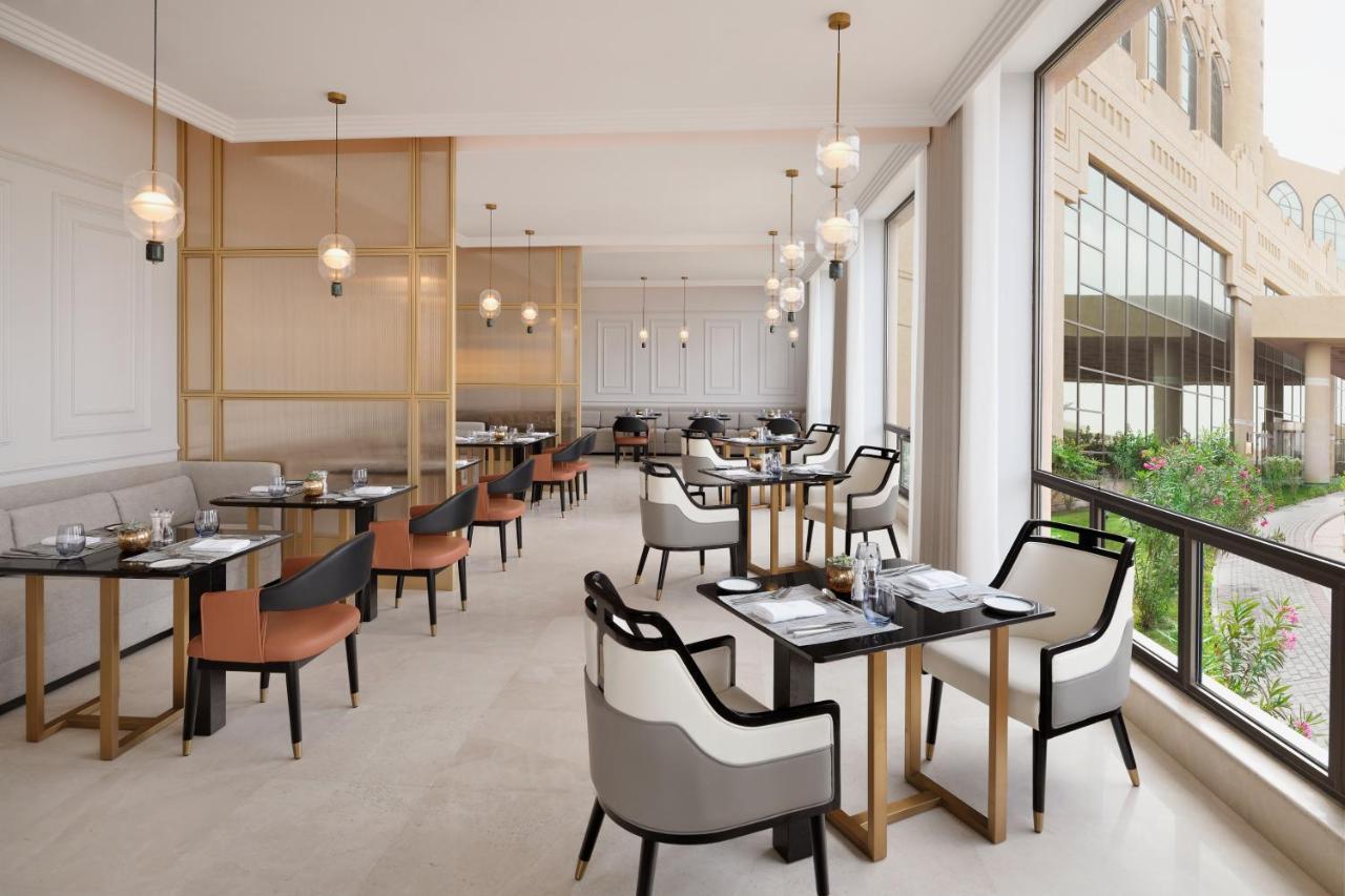 Al Ahsa Intercontinental By Ihg Hotell al-Hasa Exteriör bild