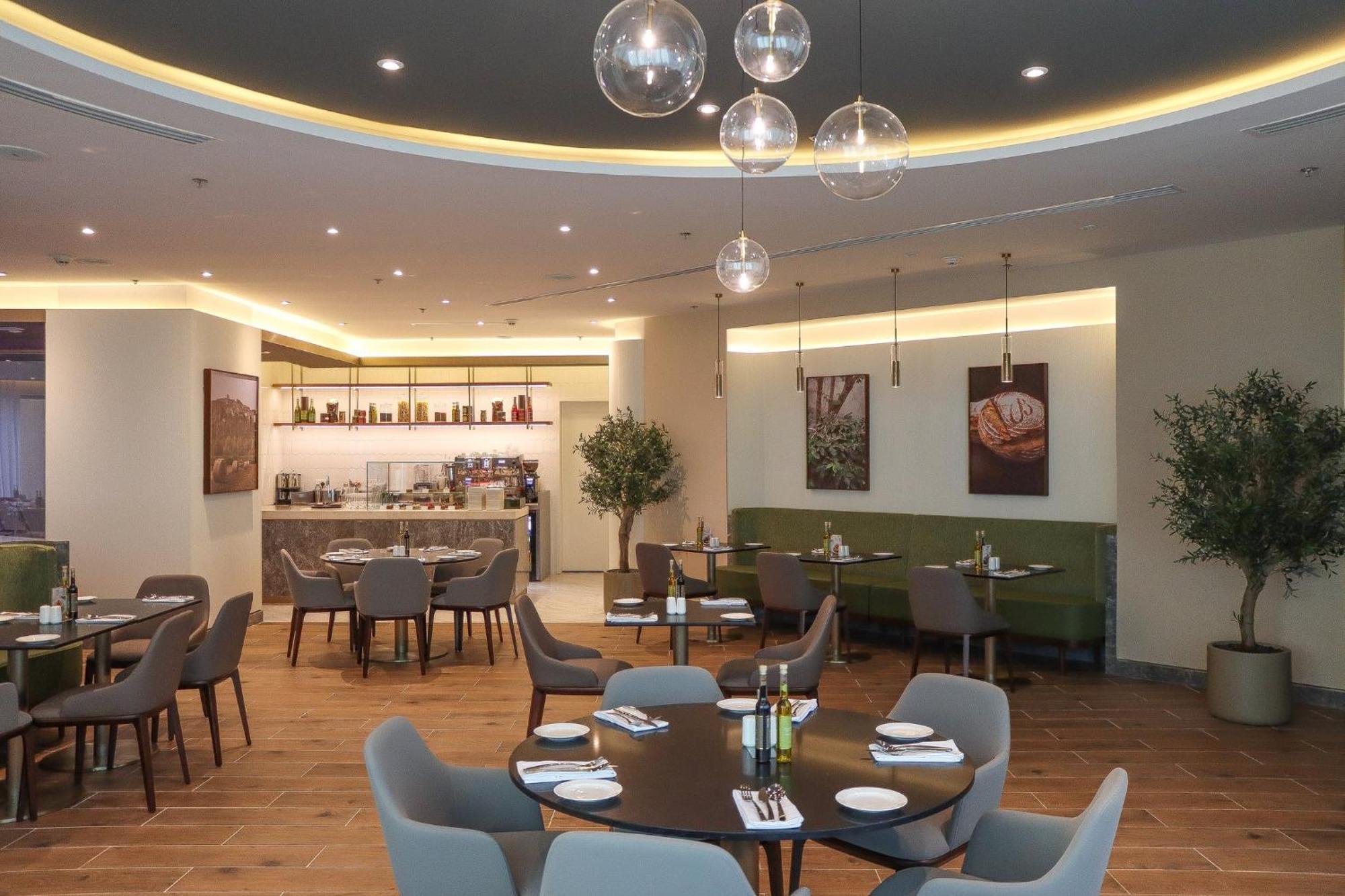 Al Ahsa Intercontinental By Ihg Hotell al-Hasa Exteriör bild