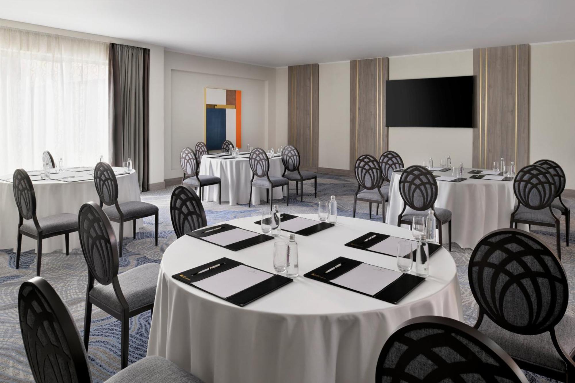 Al Ahsa Intercontinental By Ihg Hotell al-Hasa Exteriör bild